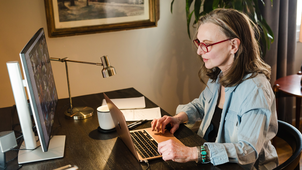 Anna Frost Nationally Certified Psychoanalyst and Relations Analyst.